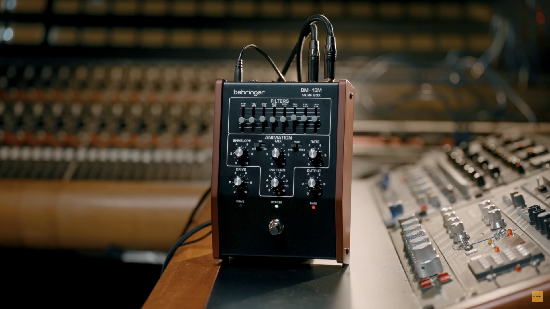 Behringer BM-15M Murf Box, el ataque de los clones recrea esta vez